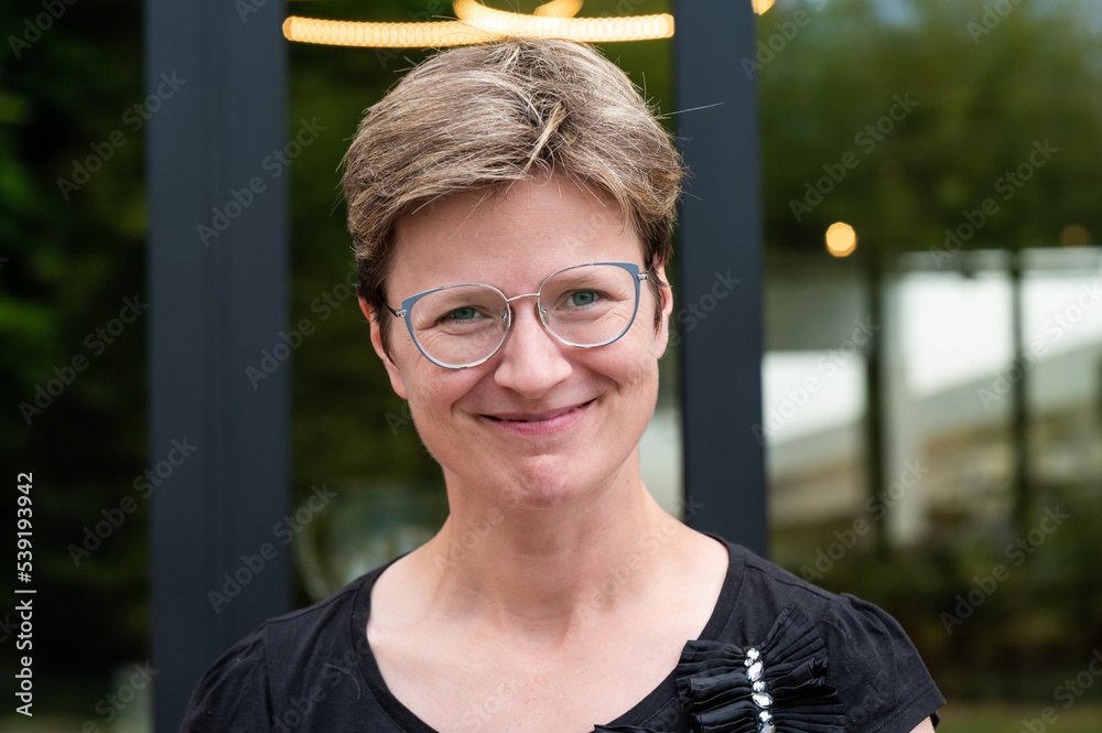 Fototapeta premium Portrait of a short haired white 35 yo woman