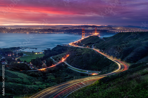 Εκτύπωση καμβά Golden Gate Bridge at Sunrise