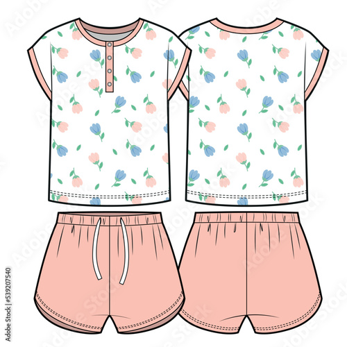 Girls baby pajamas with flower printed shirt and pink shorts