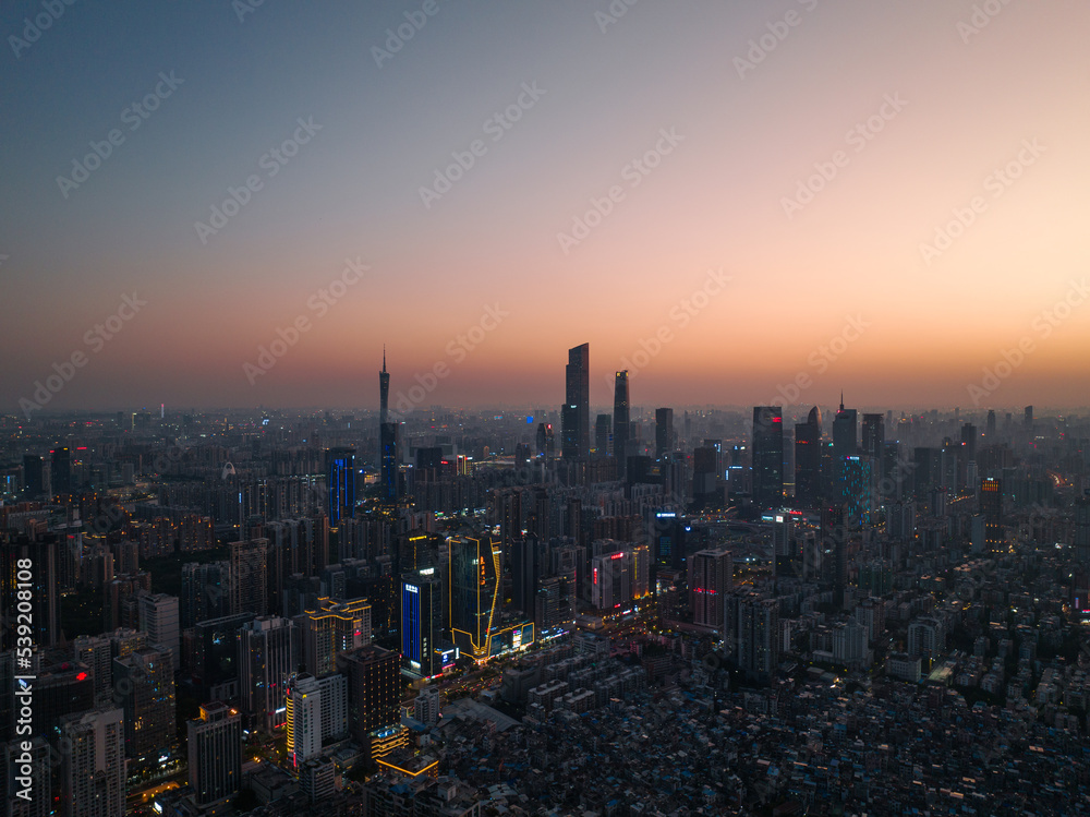 Obraz premium Aerial sunset view of Guangzhou, China. CBD landscapse