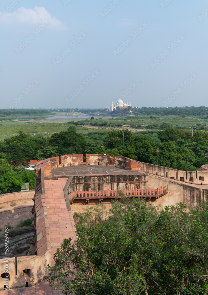 Panoramic view of the Taj Mahal from the red fort in the city of Agra.