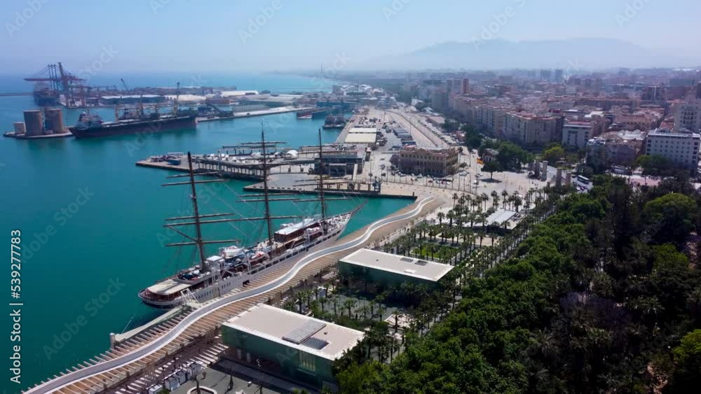 Malaga - Puerto Malaga - Puerto