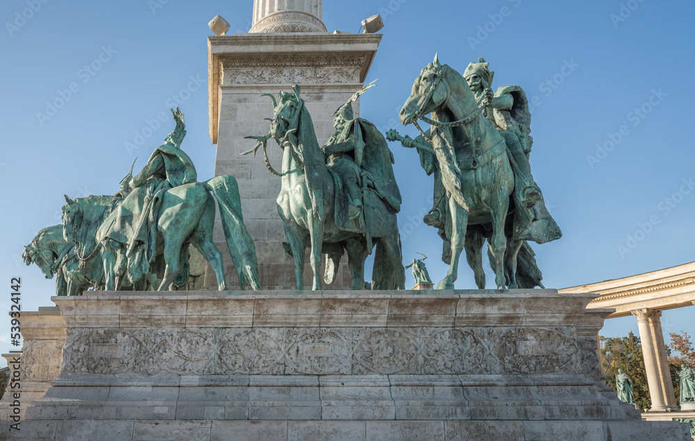 Obraz premium Seven chieftains of the Magyars Sculptures (Tas, Huba and Tohotom or Teteny) at Millennium Monument at Heroes Square - Budapest, Hungary