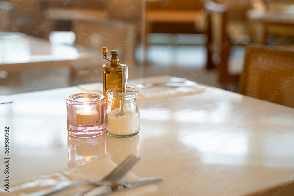 インテリア雑貨　お洒落なカフェの壁紙