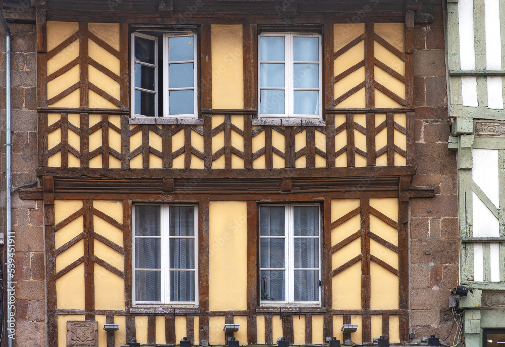 Obraz premium Brittany, Treguier : middle age house