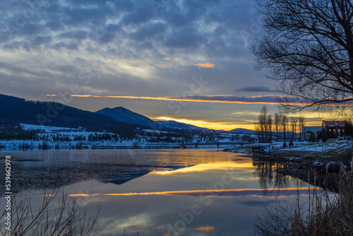 Winter landscapes at a lake © Emanuil