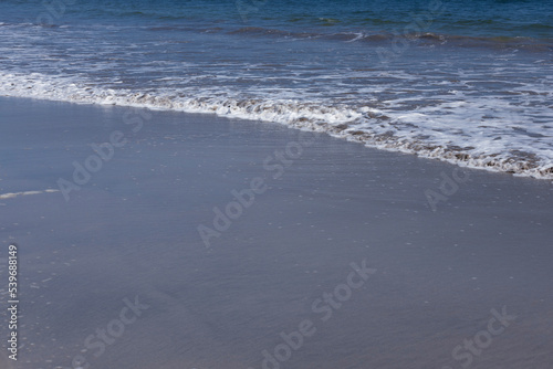 Wallpaper Mural 波打ち際 Torontodigital.ca