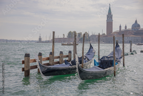 Góndolas de Venecia © J.Mhg