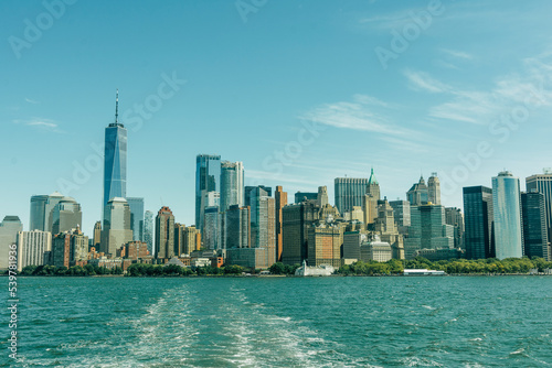 Fotos de Manhattan desde el ferry que dirige a Liberty island.