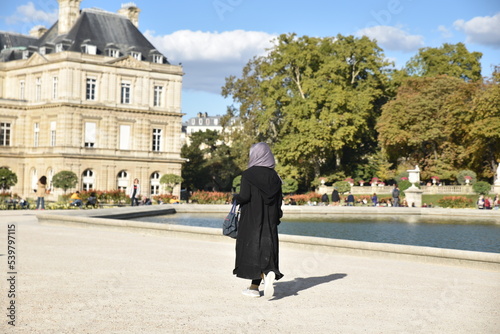 Se promener au jardin du Luxembourg à Paris photo