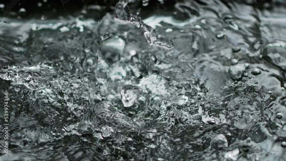 Pouring pure fresh water at 1,970fps with Phantom camera. Pouring pure fresh water at 1,970fps with Phantom camera.
