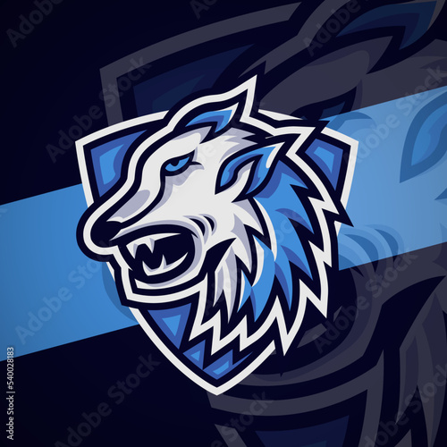 Wolf Mascot Esport Logo — Vector Illustration