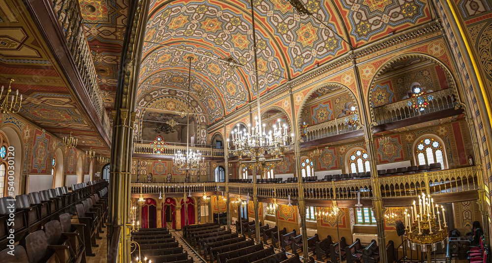 Obraz na płótnie Inside of the synagogue Choral Temple, Bucharest, Romania w salonie