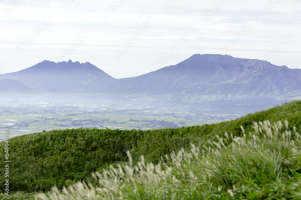 Fototapeta premium 阿蘇の風景