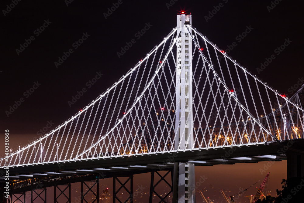 Obraz premium The San Francisco-Oakland Bay Bridge Night