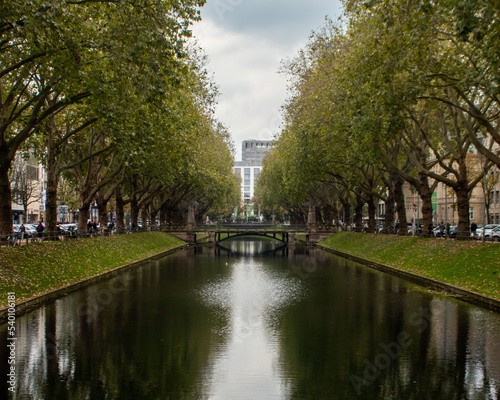 Düsseldorf canal in early autumn