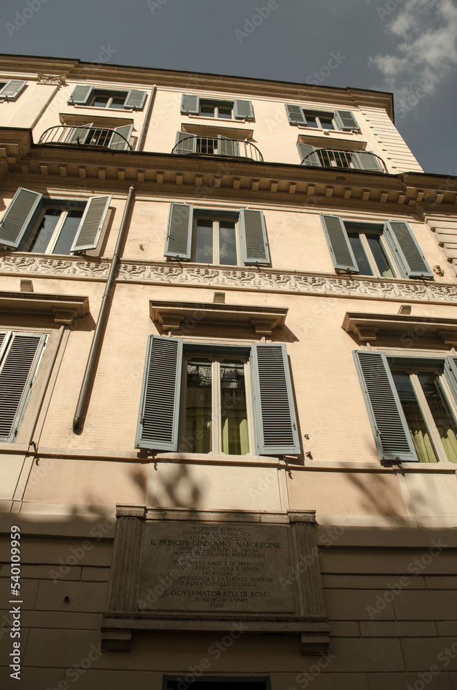 Fototapeta premium facade of an building with windows