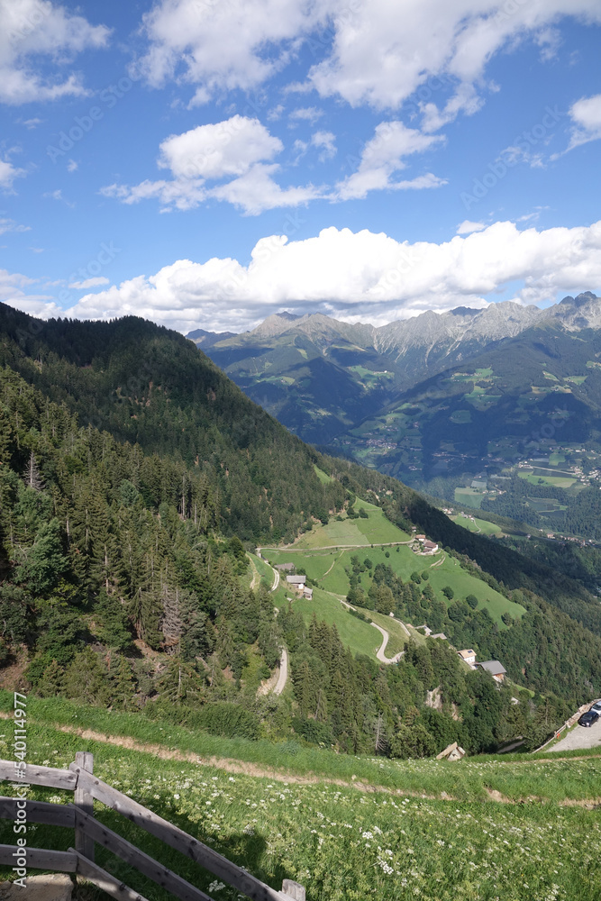 Blick vom Mutkopf zu den Sarntaler Alpen