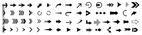 Conjunto de flechas negros. Colección de flechas de diferentes estilos. Ilustración vectorial