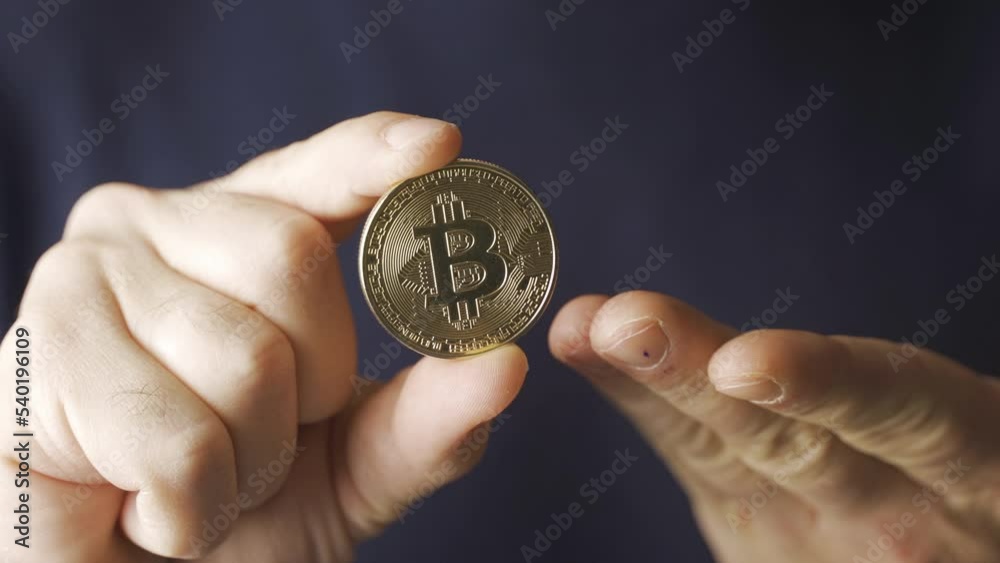 Bitcoin. Man offers bitcoin in hand.
Financial investment. bitcoin.
Bitcoin. Man offers bitcoin in hand.
Financial investment. bitcoin.
