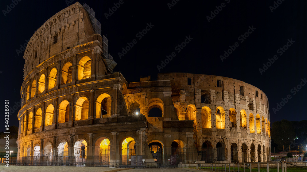 colosseum in Rome at night