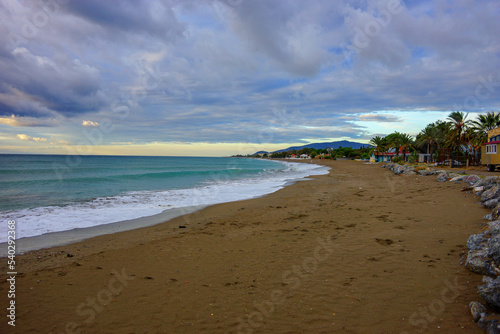 Fototapeta Naklejka Na Ścianę i Meble -  beach at sunset