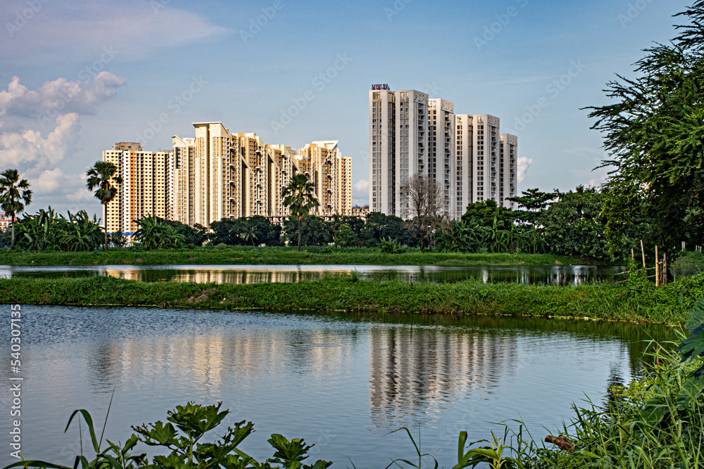 Cityscape at the lakeside