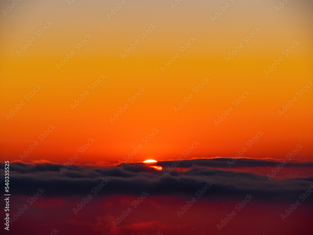 Sunset beautiful landscape of Sea of clouds over Hehuanshan
