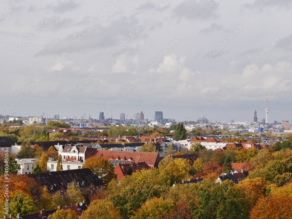 Blick über Hamburg vom Energiebunker Wilhemsburg