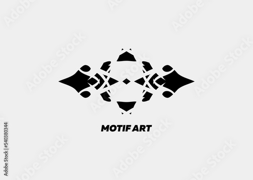SYMMETRIC ART MOTIVE