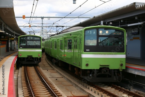 通勤電車 JR西日本201系
