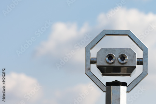 Obraz na płótnie fixed telescope viewpoint cloudy blue sky concept