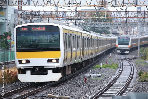 通勤電車 JR総武線E231系 中央線E233系