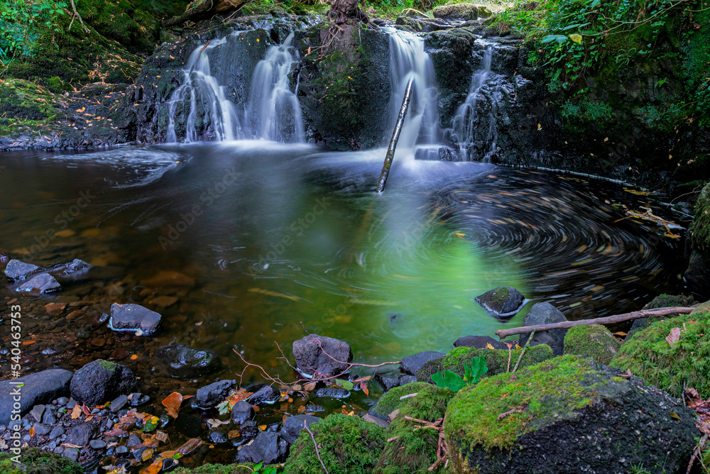 Fototapeta premium Cascata Glen ariff, Irlanda