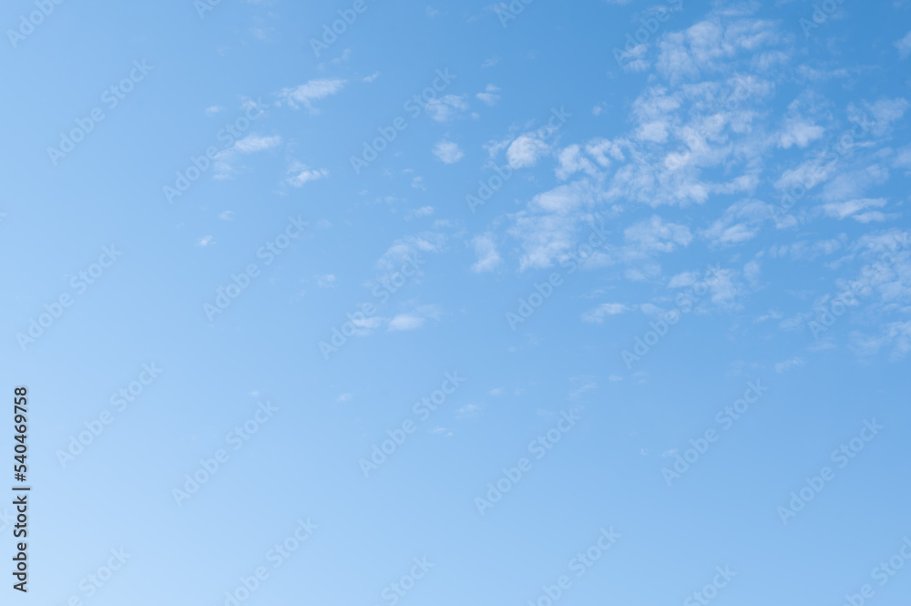 パラパラと空に雲 パラパラと空に雲