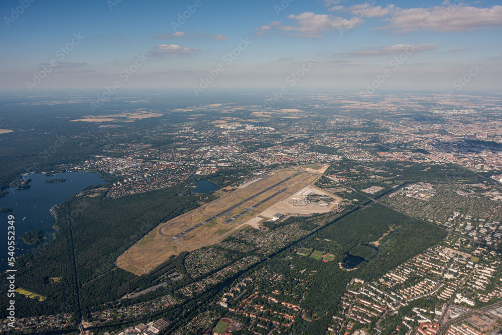 Luftbild Berlin Flughafen Tegel
