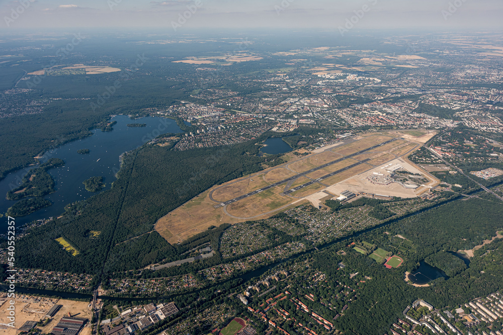 Luftbild Berlin Flughafen Tegel