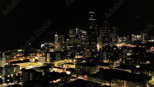 Wallpaper Mural Aerial time lapse video clip of the Seattle city skyline at night Torontodigital.ca