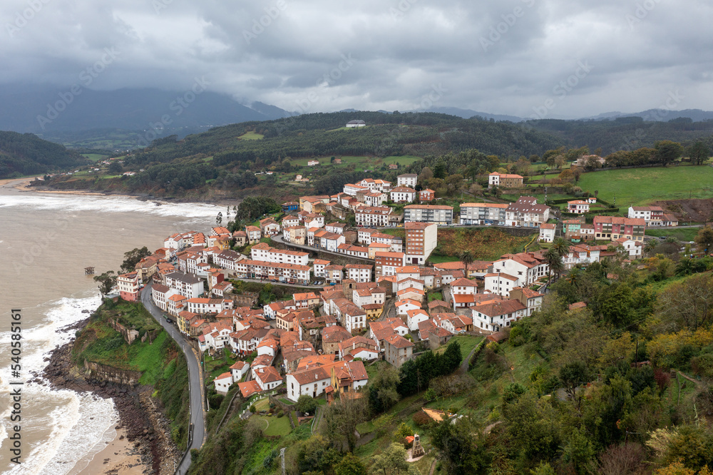 Fototapeta premium Lastres - Spain