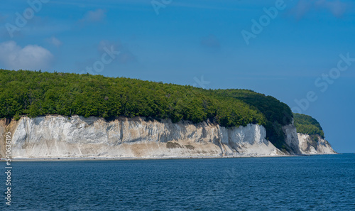 Obraz na płótnie die Kreideküste von Sassnitz auf der Insel Rügen.
Nationalpark Jasmund - Unesco, Deutschland, Sommer 2022 w salonie