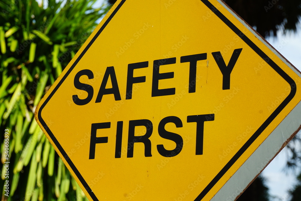 Fototapeta premium danger ahead sign