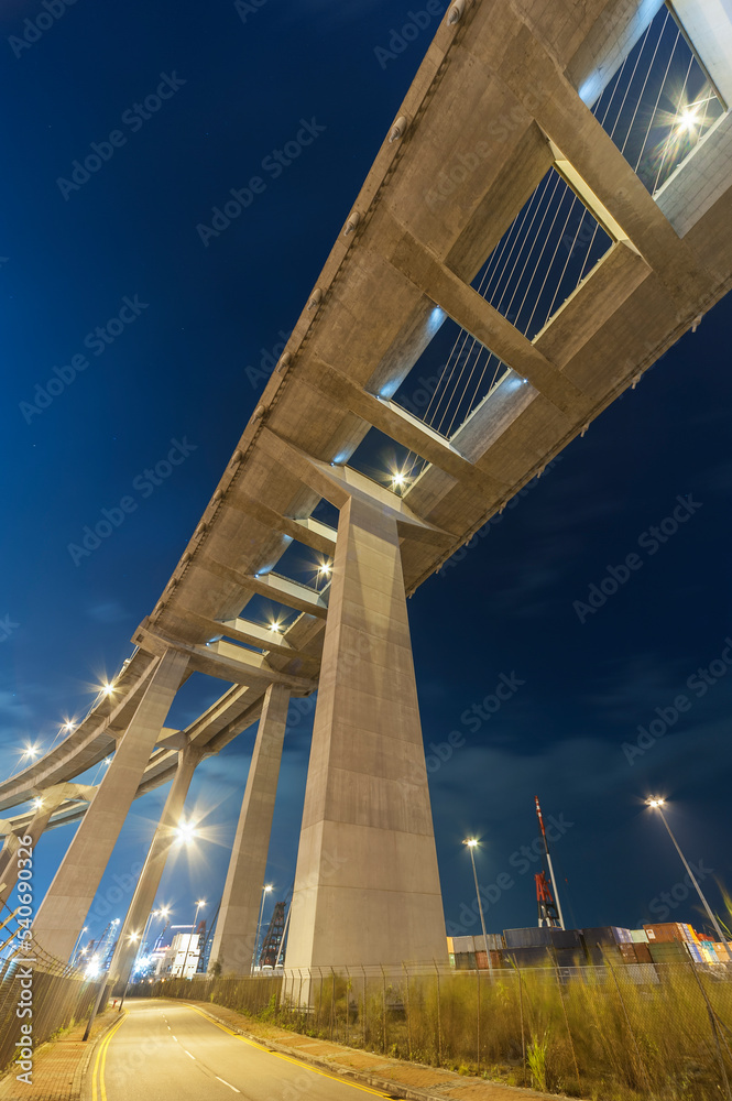 Fototapeta premium elevated highway or bridge at night