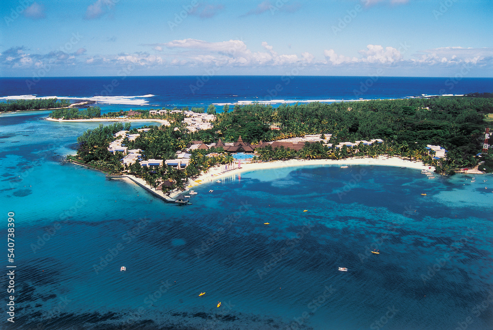 Mauritius: The beach neat hotel Shandrani