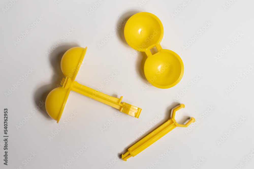 drops bird catchers assembled and disassembled top view