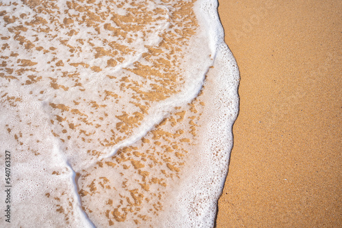 Fototapeta Naklejka Na Ścianę i Meble -  Clear turquoise sea and waves