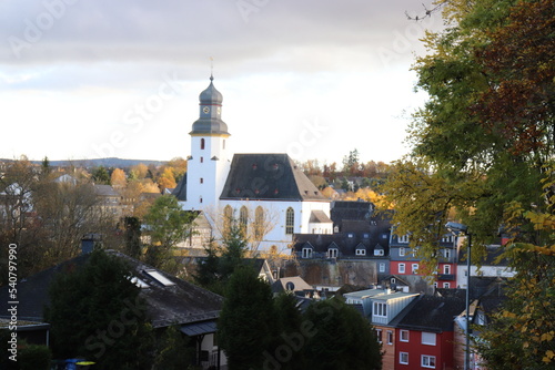 Stephanskirche in Simmern. Ortsblick. photo