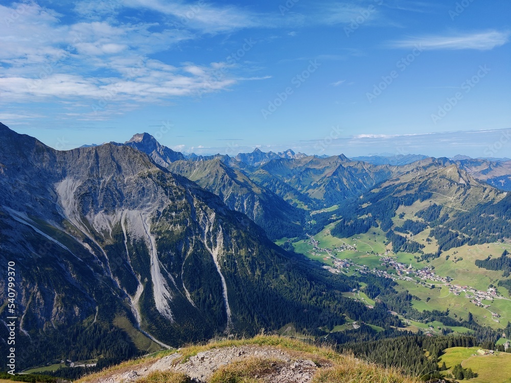 Bergpanorama in den Alpen