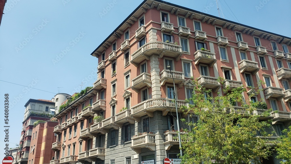 Italian Buildings and Architecture