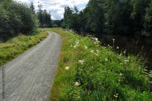 Fotografie Path along the Nantes-Brest Canal
