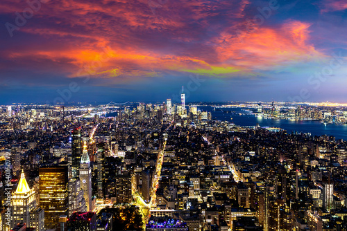 Aerial view of Manhattan at night © Sergii Figurnyi